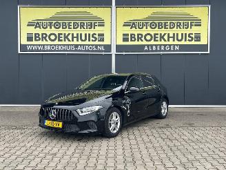 uszkodzony samochody osobowe Mercedes A-klasse 180 d Premium 2020/4