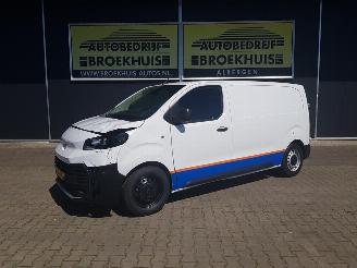 Toyota Proace Worker 1.5 D-4D L2 Navigator picture 1