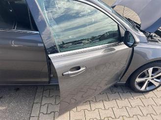 Peugeot 308 308 SW (L4/L9/LC/LJ/LR), Combi 5-drs, 2014 / 2021 1.2 12V e-THP PureTech 130 picture 21