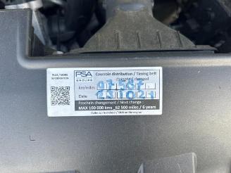 Peugeot 308 308 SW (L4/L9/LC/LJ/LR), Combi 5-drs, 2014 / 2021 1.2 12V e-THP PureTech 130 picture 33