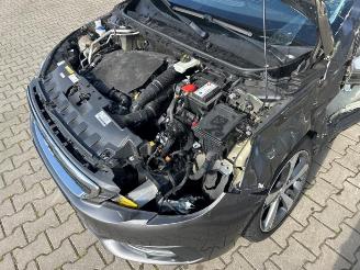 Peugeot 308 308 SW (L4/L9/LC/LJ/LR), Combi 5-drs, 2014 / 2021 1.2 12V e-THP PureTech 130 picture 12