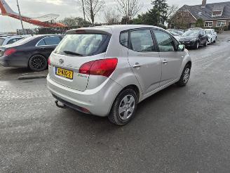 skadebil auto Kia Venga 1.4 CVVT 2011/1