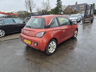 Voiture accidenté Opel Adam 1.2 16v 2013/10