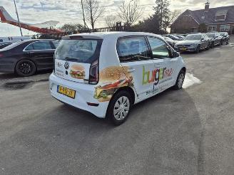 Volkswagen Up! 1.0 MPi picture 1