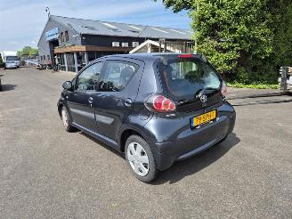 Toyota Aygo 1.0 12v picture 2