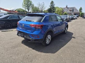 Voiture accidenté Volkswagen T-Roc 1.0 TSi 2024/3
