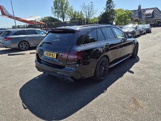 Damaged car Mercedes C-klasse Estate C-63 AMG 4.0 V8 Biturbo 2016/5
