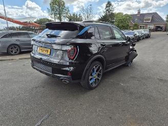 uszkodzony samochody osobowe Lynk & Co 01 1.5 PHEV 2023/8