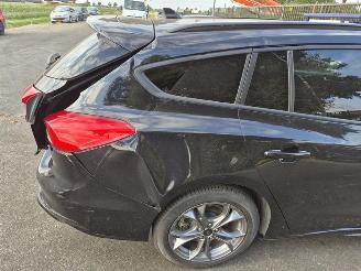 Ford Focus Wagon 1.0 EcoBoost Hybrid picture 6