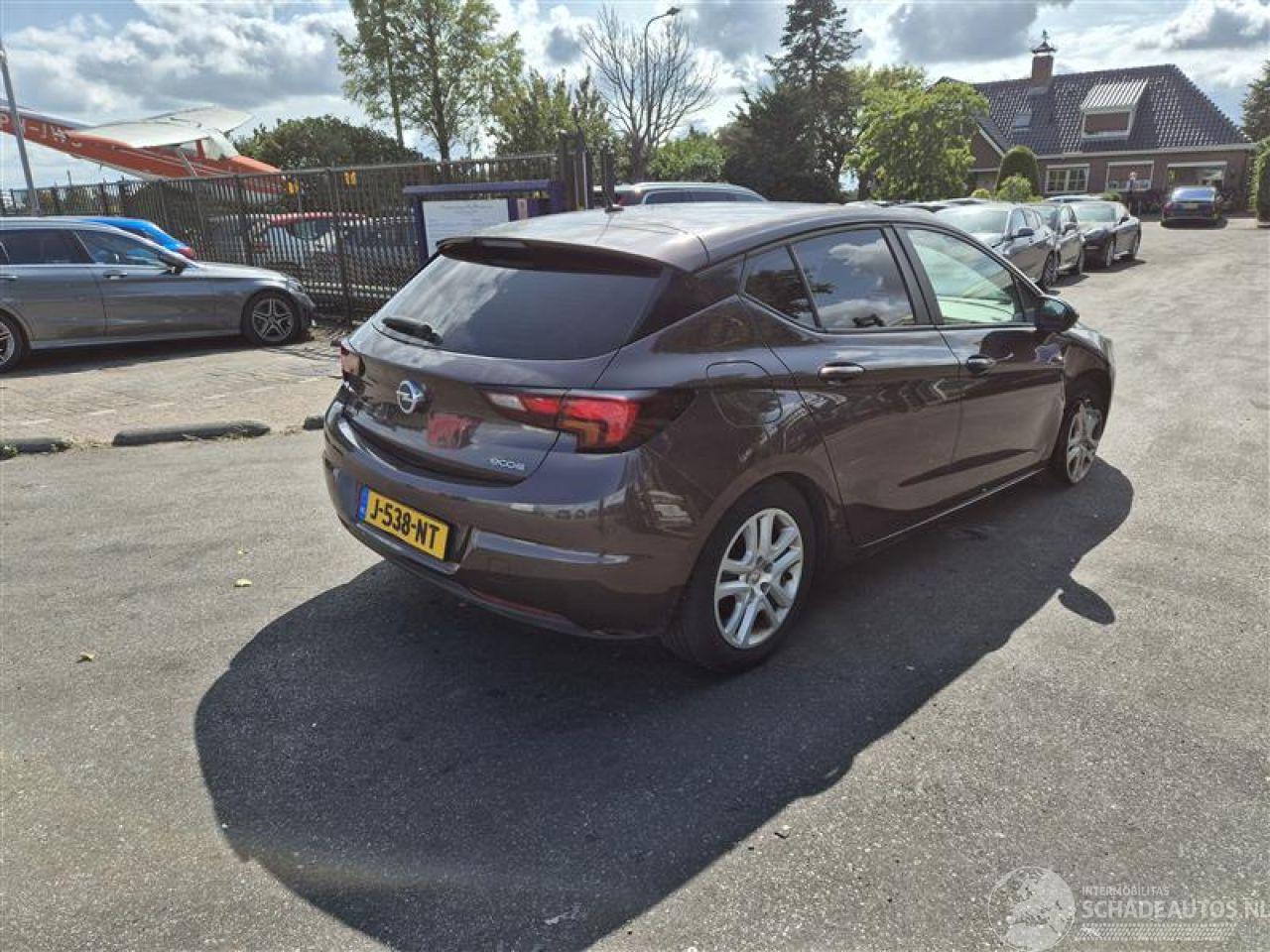 Opel Astra 1.0 Turbo