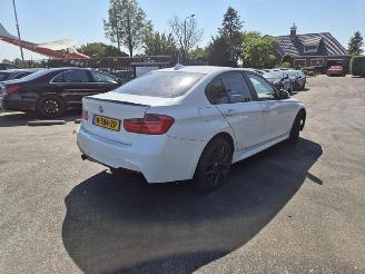 BMW 3-serie 320i picture 1