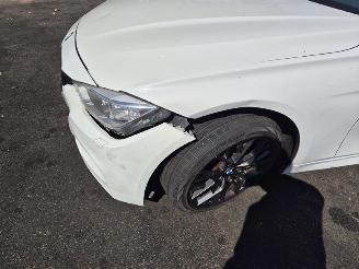 BMW 3-serie 320i picture 5