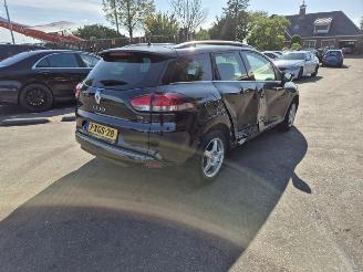 Unfallwagen Renault Clio GrandTour 0.9 TCe 2014/7