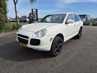 Porsche Cayenne 4.5 V8 331KW picture 3