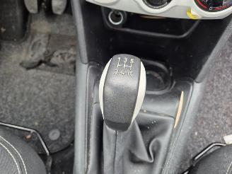 Peugeot 208 1.2 Vti picture 9
