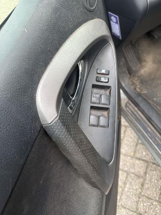 Toyota Rav-4  picture 14