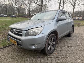 Toyota Rav-4  picture 1