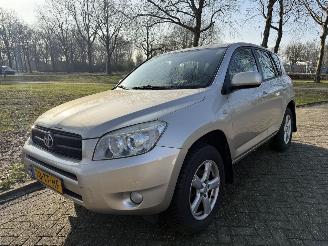 uszkodzony samochody osobowe Toyota Rav-4  2007/1