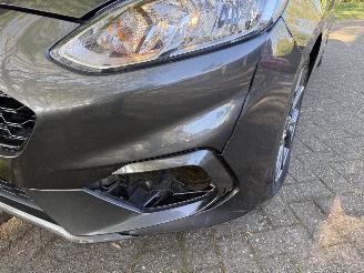 Ford Fiesta  picture 11