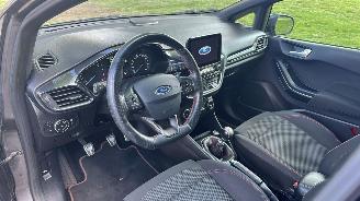 Ford Fiesta  picture 9