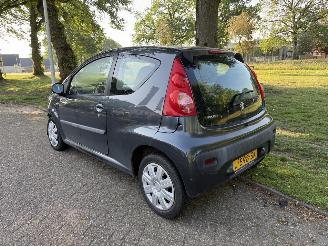 Peugeot 107  picture 3