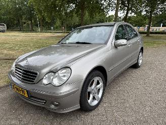 Avarii autoturisme Mercedes C-klasse 220 CDI 2006/1