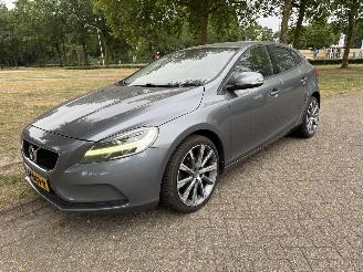 škoda osobní automobily Volvo V-40  2016/1