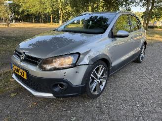 krockskadad bil auto Volkswagen CrossPolo  2010/1