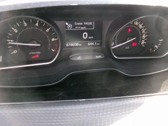 Peugeot 208 1.2 Allure 5 DRS picture 27