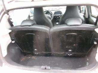 Citroën C1 1.0 Shine 5 Drs picture 24