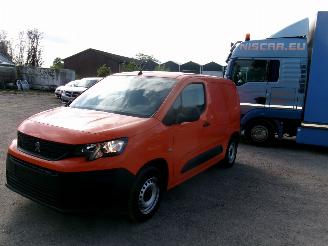 Unfallwagen Peugeot Partner 1.6 HDI Pro 2019/4