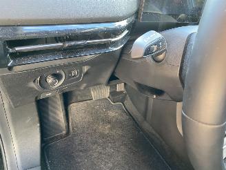 MG MG4 150KW Luxury 64 KWh picture 41