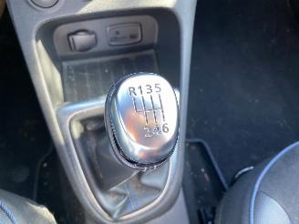 Renault Captur Version-S 1.3 150PK 4cil VASTE PRIJS picture 35