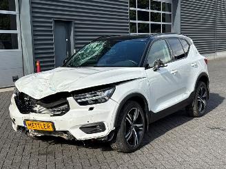 Voiture accidenté Volvo XC40 Volvo XC40 1.5 T4 Recharge R-Design, harman kardon, panoramadak 2021/5