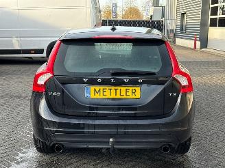 Volvo V-60 1.6 T3 16V Combi/o  Benzine 1.598cc 110kW (150pk) FW picture 4