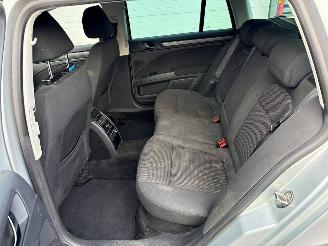 Skoda Superb 1.6 TDI Combi/o  Diesel 1.598cc 77kW (105pk) FWD picture 10