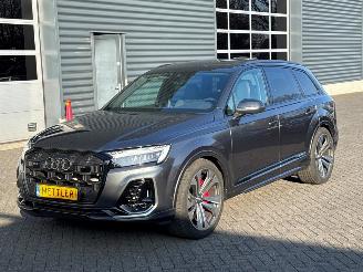 krockskadad bil auto Audi Q7 60 TFSI E 3.0 V6 24V 55 TFSI Mild Hybrid SUV  Elektrisch Benzine 2.995cc 360kW (490 PK) 2024/1