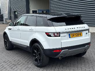 Land Rover Range Rover Evoque 2.2 TD4 16V 5-drs. SUV 4Dr Diesel 2.179cc 110kW (150pk) 4x4 picture 3