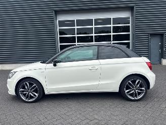 Audi A1 1.2 TFSI Hatchback 2Dr Benzine 1.197cc 63kW (86pk) FWD picture 2