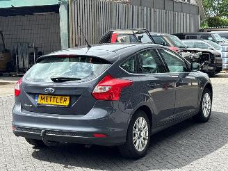 Ford Focus 1.6 Ti-VCT 16V 125 Hatchback picture 5