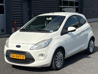 Damaged car Ford Ka 1.2 Hatchback  Benzine 1.242cc 51kW (69pk) FWD 2012/7