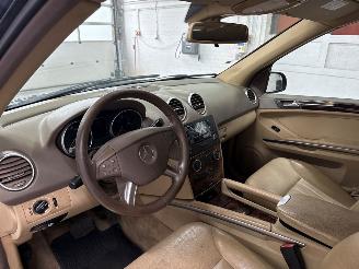 Mercedes ML 3.0 ML-280 CDI 4-Matic V6 24V SUV picture 12
