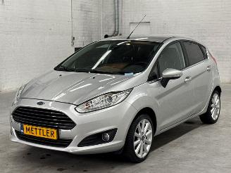 skadebil auto Ford Fiesta 1.0 EcoBoost 12V 100 Hatchback  Benzine 998cc 74kW (101pk) FWD 2016/10
