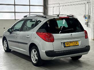 Peugeot 207 1.4 16V Vti Combi/o  Benzine 1.397cc 70kW (95pk) FWD picture 3