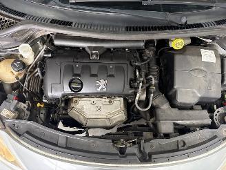 Peugeot 207 1.4 16V Vti Combi/o  Benzine 1.397cc 70kW (95pk) FWD picture 22