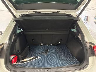 Volkswagen Tiguan R-line 1.4 TSI Plug-in eHybrid 16V SUV  Elektrisch Benzine 1.395cc 180kW (245pk) FWD 2020-11/2024-04  DGEA picture 29