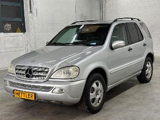 Schadeauto Mercedes ML 270 2.7 CDI 20V SUV  Diesel 2.685cc 120kW (163pk) 4x4 2005/1