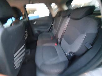 Renault Captur 1.2 TCe Dynamique AUTOMAAT picture 24