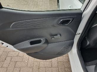 Hyundai I-10 1.0 Comfort picture 28