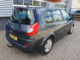 Renault Grand-scenic 2.0-16V Tech Line picture 7